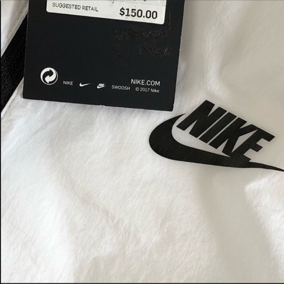 NWT Nike Running Jacket 150$ windbreaker - Picture 8 of 8